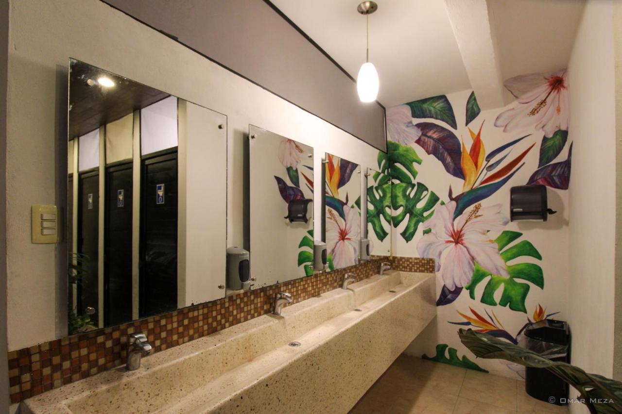 Hostal Gayser Valladolid  Exterior photo