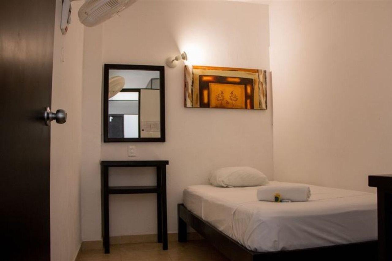Hostal Gayser Valladolid  Exterior photo