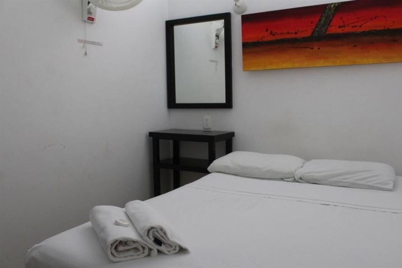 Hostal Gayser Valladolid  Exterior photo